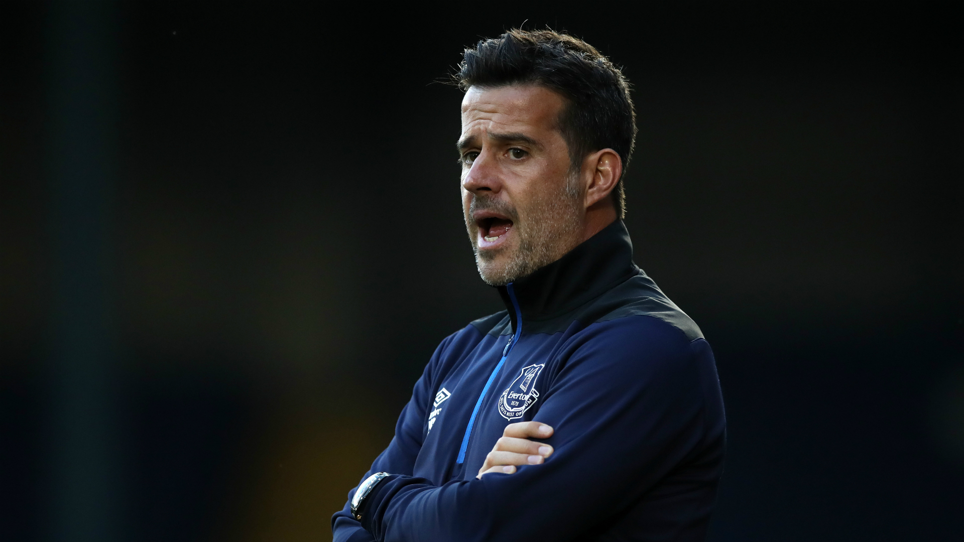 球迷们都屏 球迷们都屏